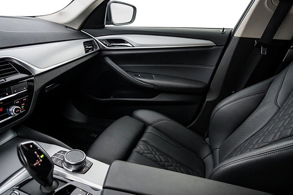 BMW 530e 20 of 28