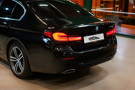 BMW 530e 4 of 28