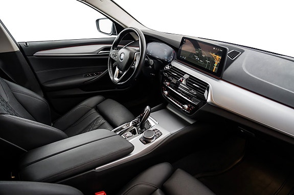 BMW 530e 22 of 28