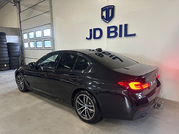 BMW 530e 3 of 22