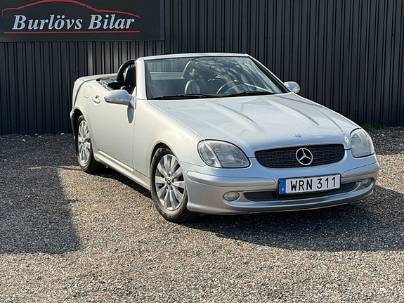 Mercedes-Benz SLK230 4 of 9