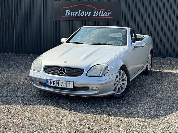 Mercedes-Benz SLK230 5 of 9