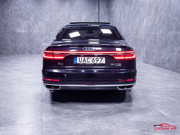 Audi A8 6 of 30