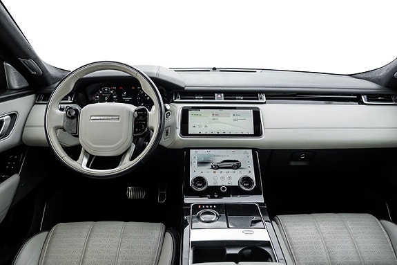 Land Rover Range Rover Velar 22 of 30