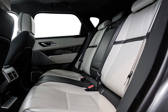 Land Rover Range Rover Velar 30 of 30