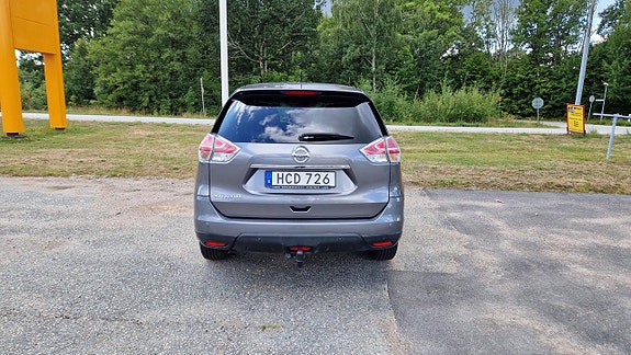 Nissan X-Trail 8 of 9