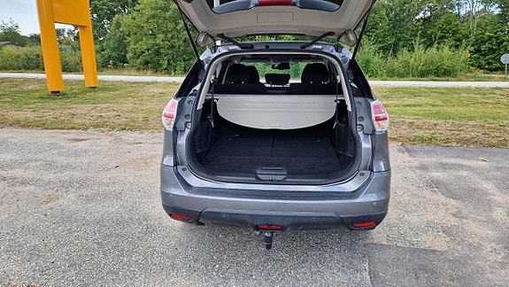 Nissan X-Trail 9 of 9