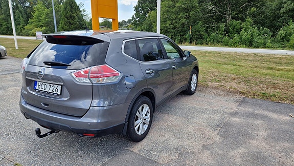 Nissan X-Trail 4 of 9