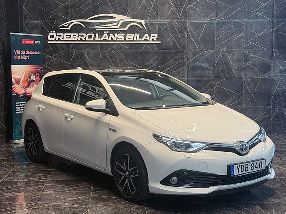 Toyota Auris 3 of 23