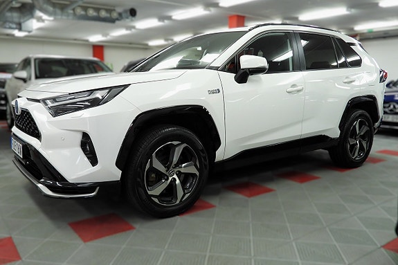 Toyota RAV4 7 of 30