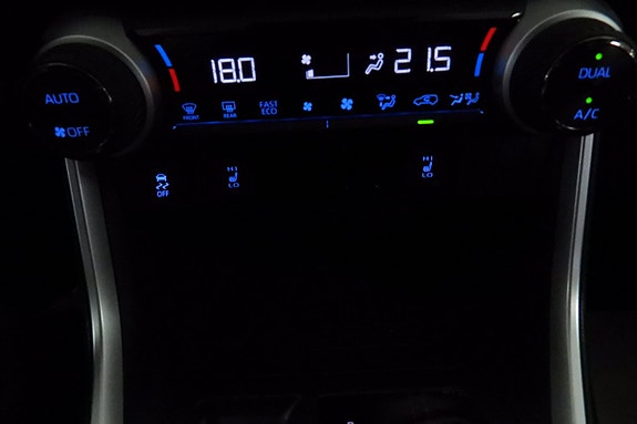 Toyota RAV4 25 of 30