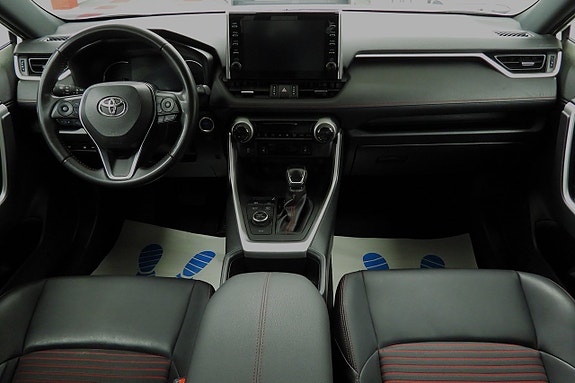 Toyota RAV4 20 of 30