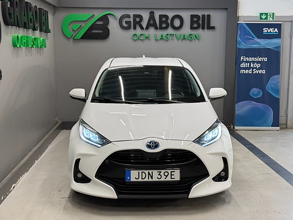 Toyota Yaris 4 of 19