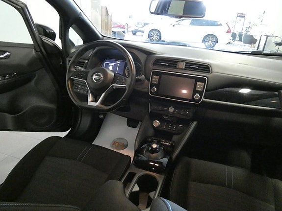Nissan Leaf 15 of 22