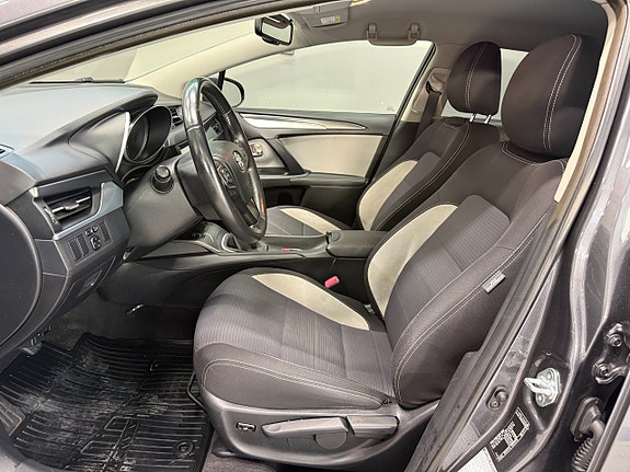 Toyota Avensis 9 of 20