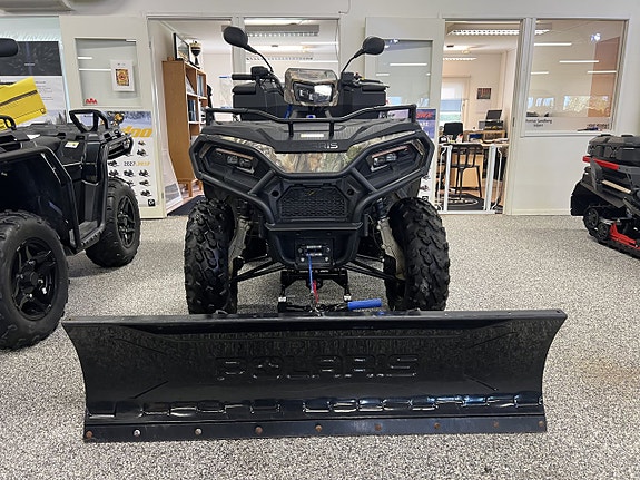 Polaris Sportsman Hunter med plogpaket Momsad fint skick 3 of 10