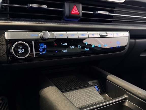 Hyundai Ioniq 6 16 of 19