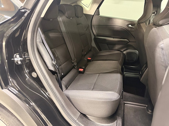 Renault Captur 13 of 25