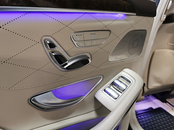 Mercedes-Benz S350 21 of 22