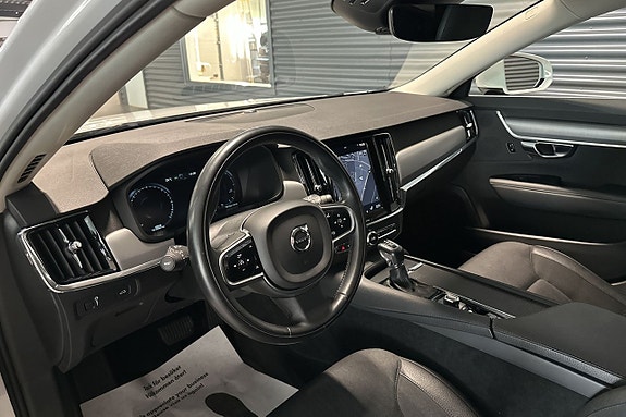 Volvo V90 7 of 23