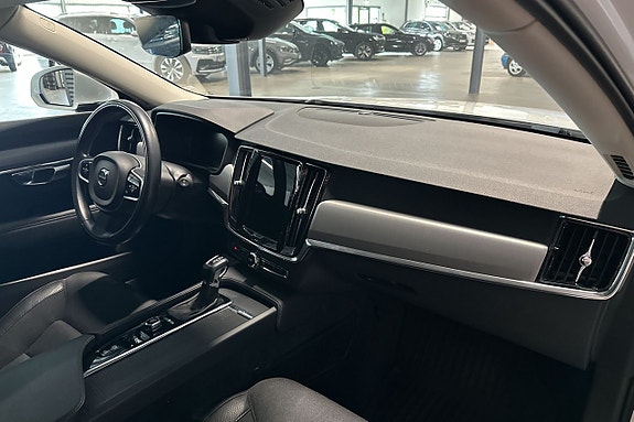Volvo V90 9 of 23