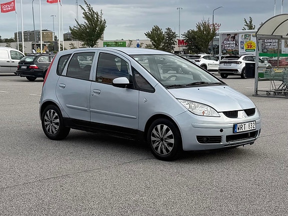Mitsubishi Colt 2 of 7