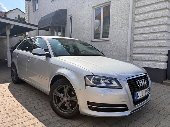 Audi A3 4 of 23