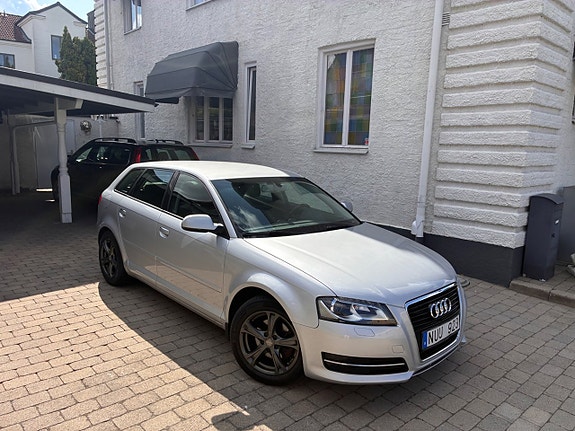 Audi A3 3 of 23