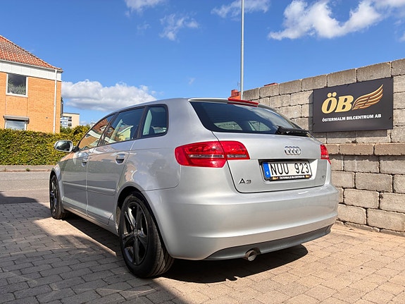 Audi A3 8 of 23