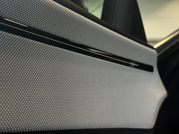 Polestar 4 14 of 25