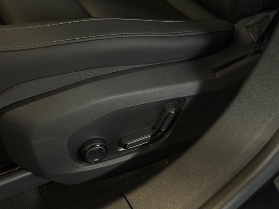 Polestar 4 16 of 25