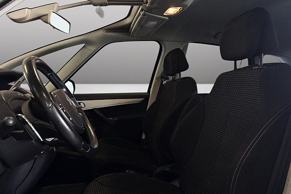Citroen C4 Picasso 10 of 27