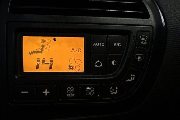 Citroen C4 Picasso 20 of 27