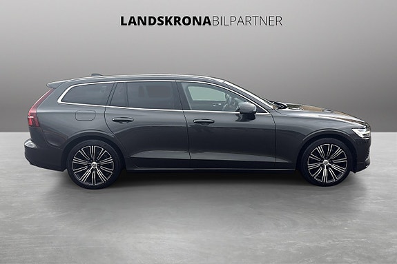 Volvo V60 4 of 30