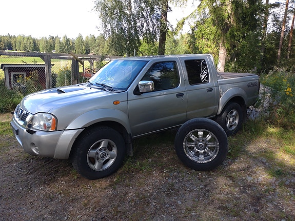 Nissan Navara 3 of 7