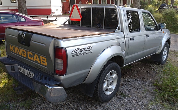 Nissan Navara 2 of 7