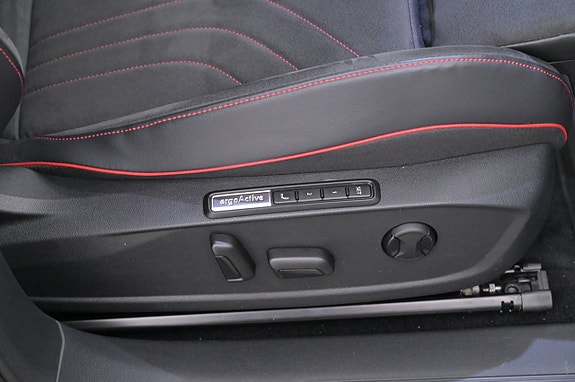 Volkswagen ID.4 GTX 16 of 27
