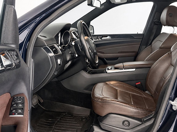 Mercedes-Benz ML350 8 of 19