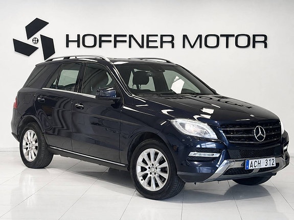 Mercedes-Benz ML350 3 of 19