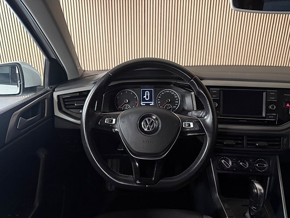 Volkswagen Polo 13 of 23