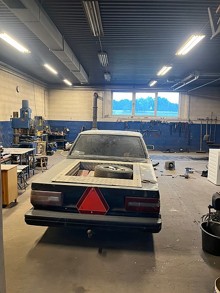 Volvo 740 7 of 9