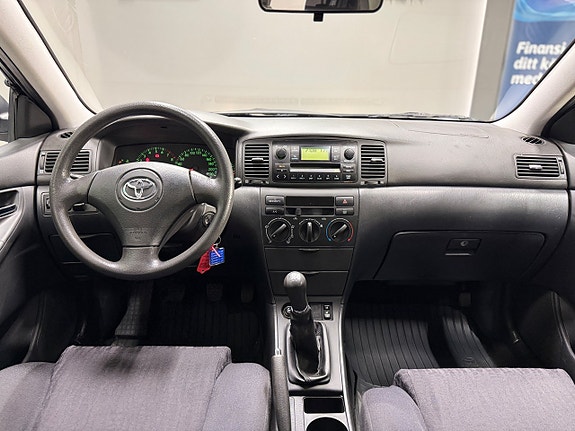 Toyota Corolla 13 of 19