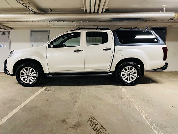 Isuzu D-max 2 of 13