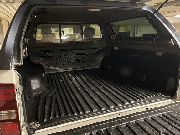 Isuzu D-max 13 of 13