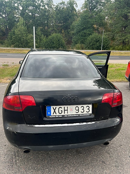Audi A4 2 of 13