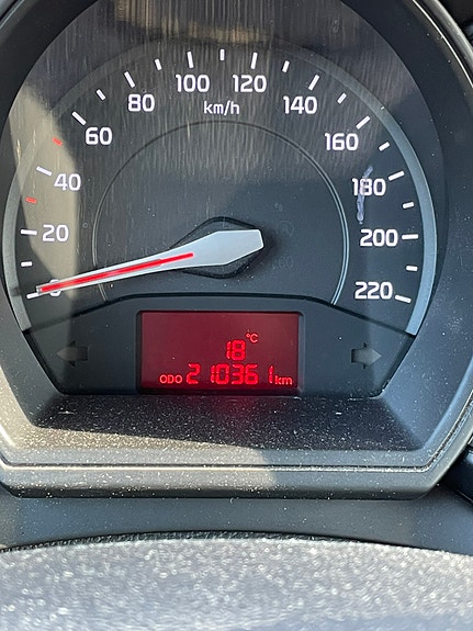 Kia Rio 7 of 8