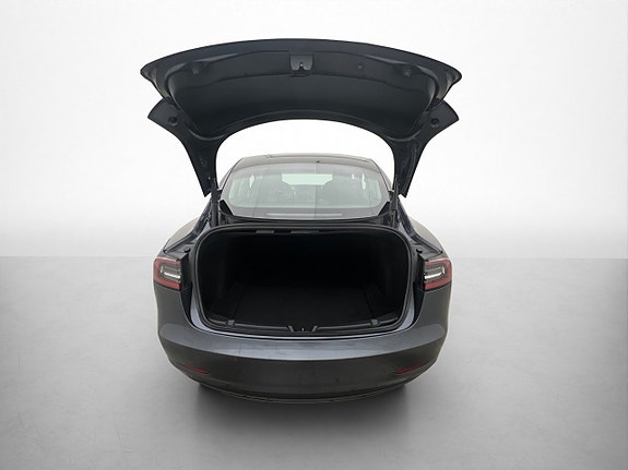 Tesla Model 3 29 of 30