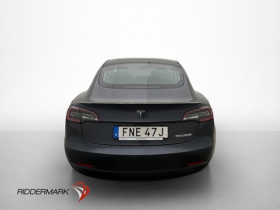Tesla Model 3 7 of 30