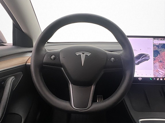 Tesla Model 3 14 of 30