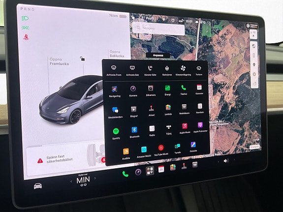 Tesla Model 3 20 of 30